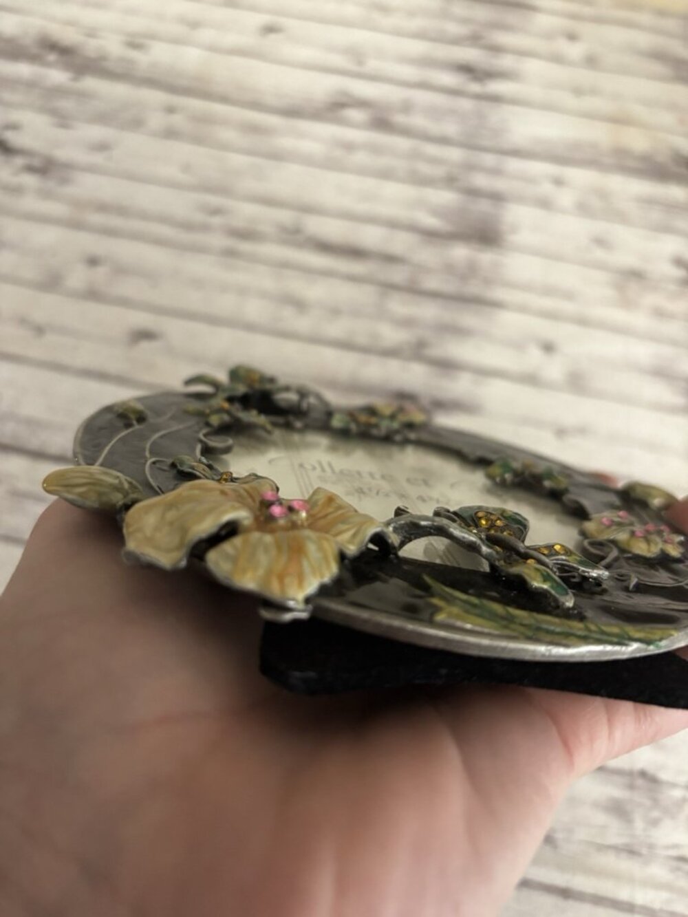 Collette et Cie Genuine Crystal Picture Frame 3D Butterfly Flowers Round Small - Picture 5 of 9